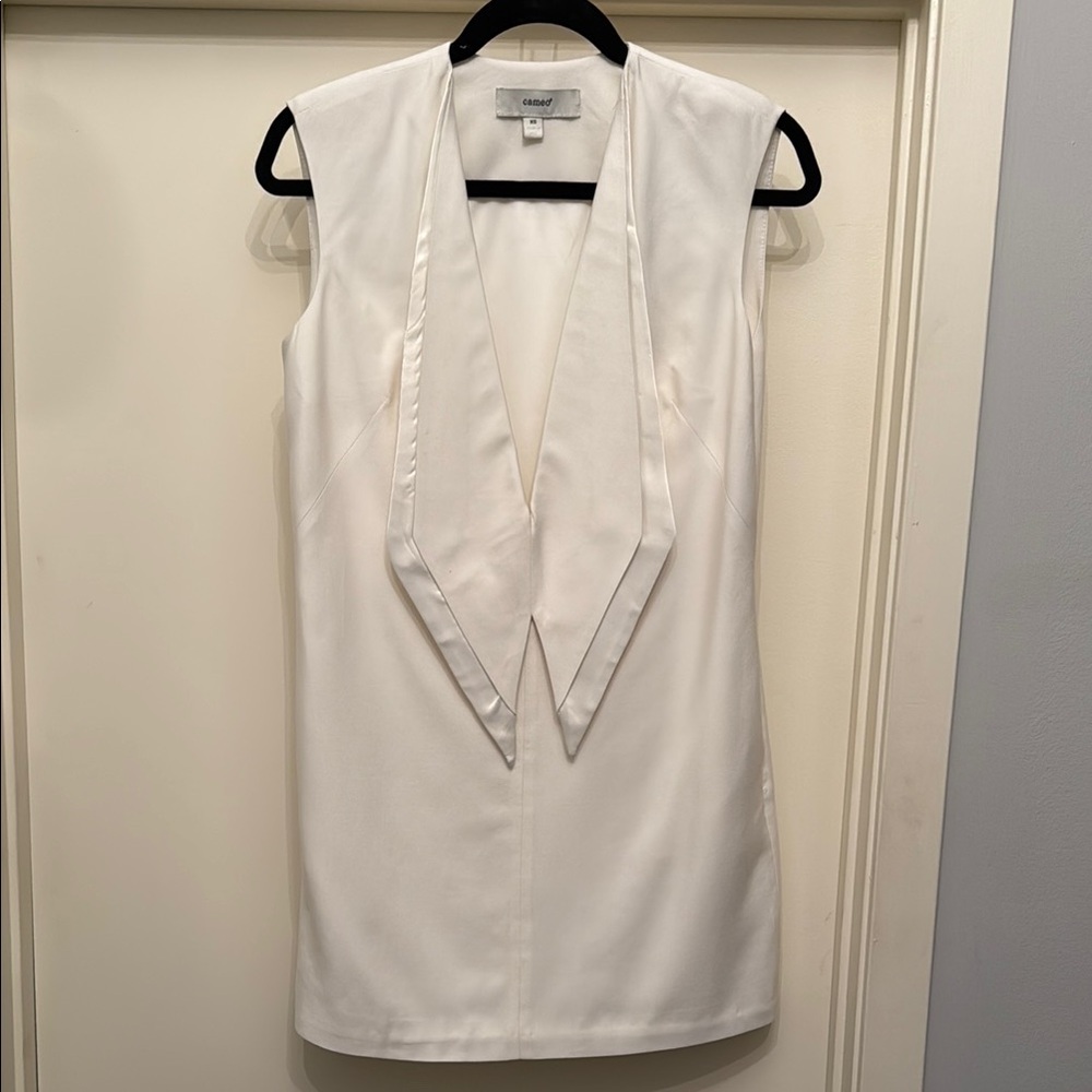 Cameo size XS tuxedo mini dress